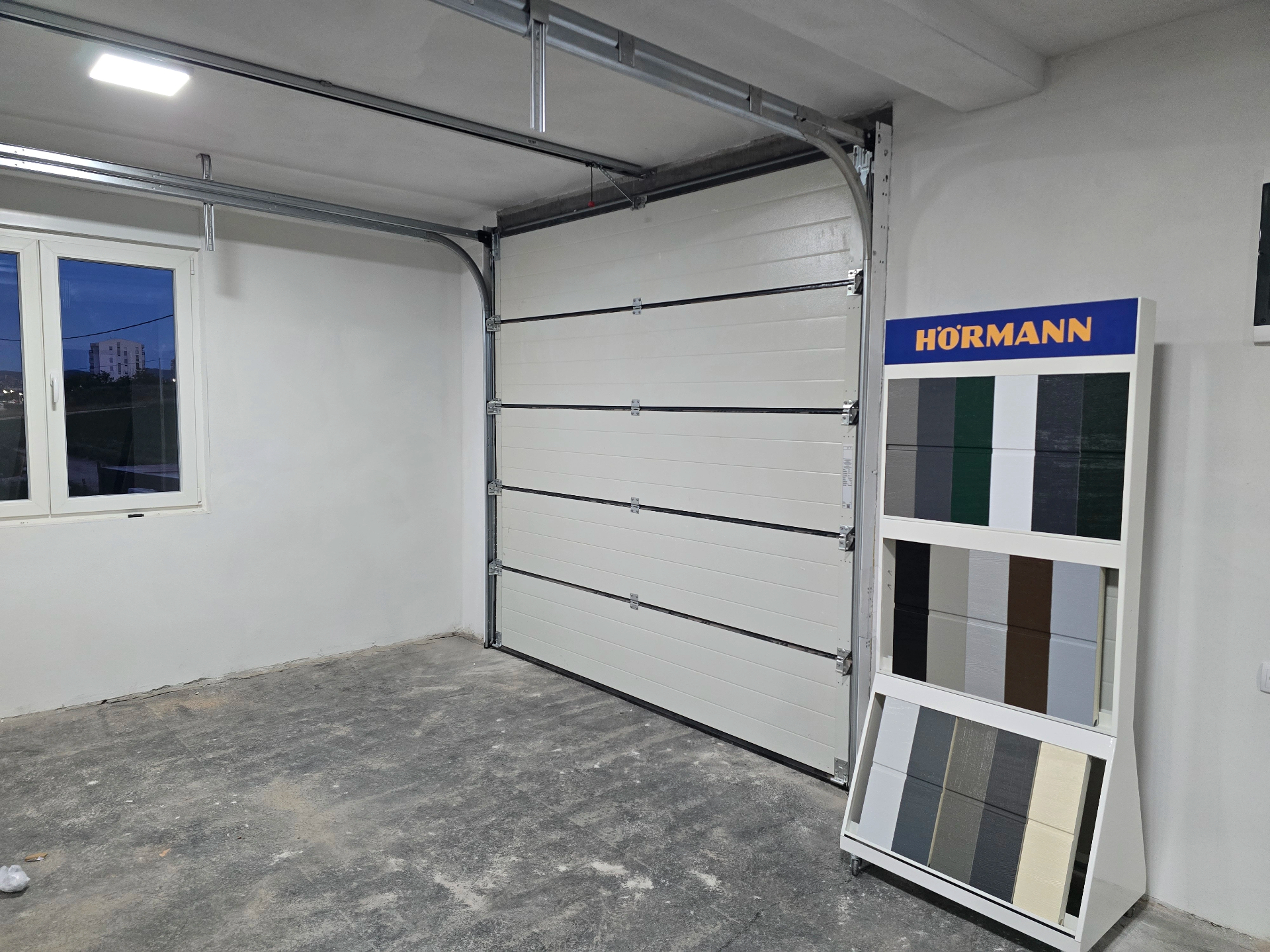 Hörmann uzorci boja i tekstura panela — Komo Rol showroom